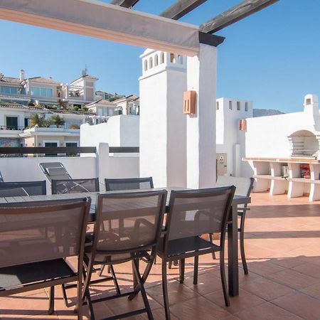 2186-Luxury Sea View Penthouse In Casares Costa Lägenhet Exteriör bild